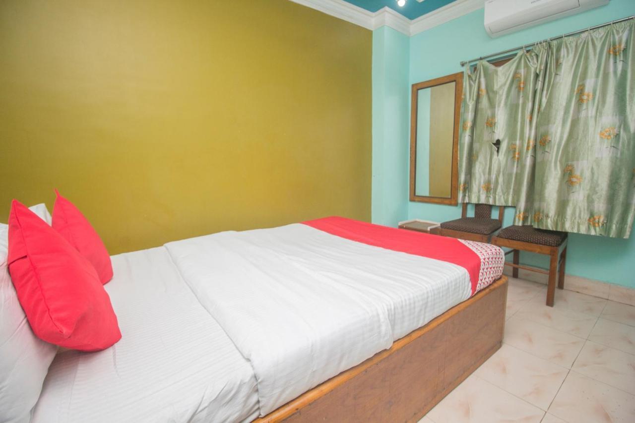 Oyo 48133 Hotel Payel Māldah Exterior photo